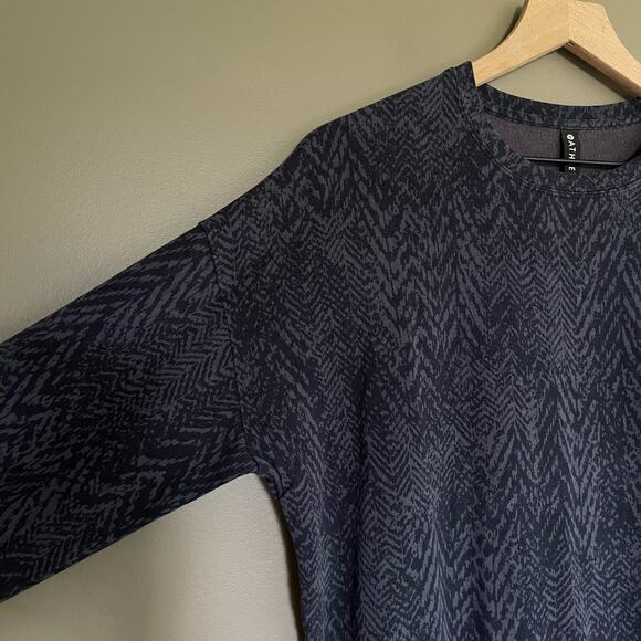 ATHLETA STUDIO TO‎ STREET PRINT SWEATSHIRT Navy Medusa Size Small Blue Black - Picture 7 of 16